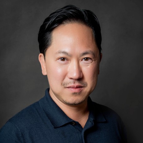 headshot of chen leon