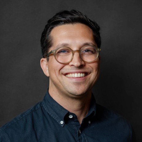 headshot of chris penka