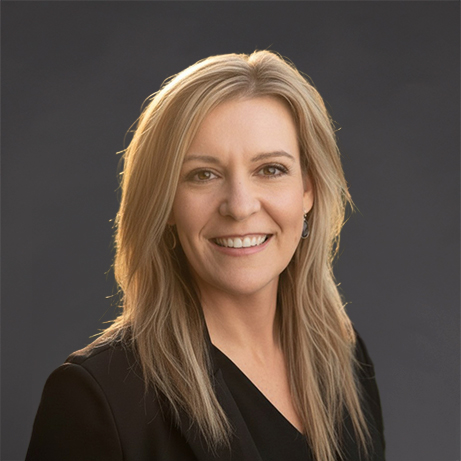 headshot of megan heltemes