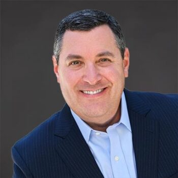 professional headshot of dan sandman