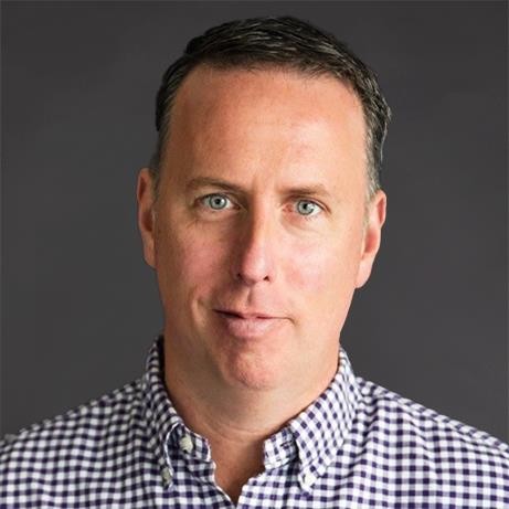 professional headshot of geoffrey regan